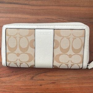Coach Beige and White Wallet